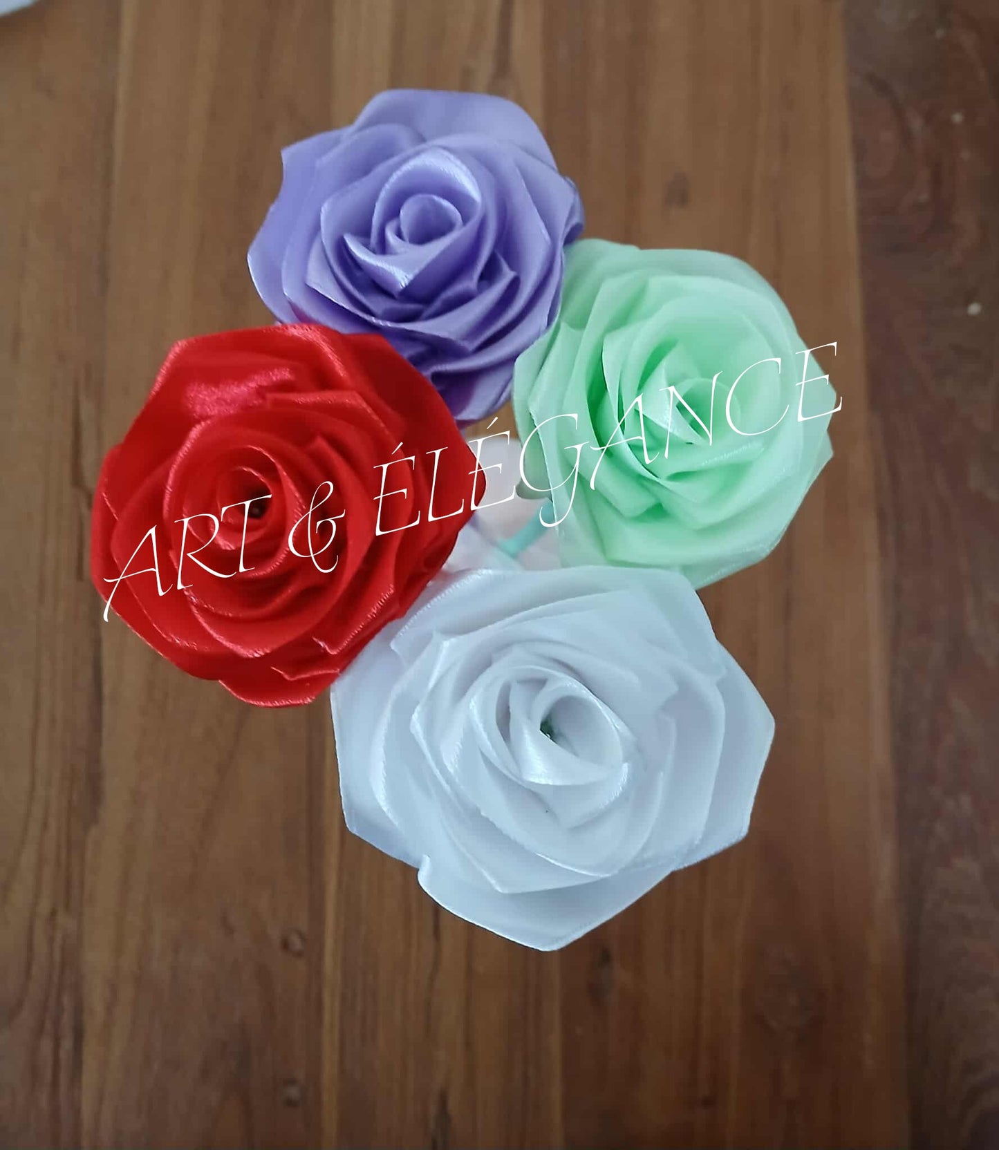 ✨ L’élégance éternelle des roses en satin ✨