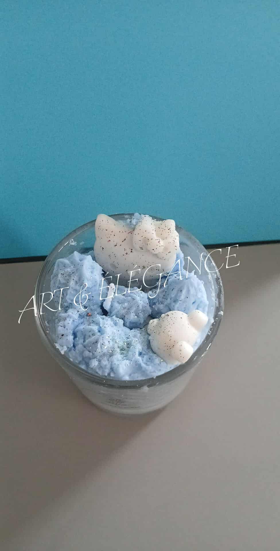 Bougie fouettée artisanale hello kitty