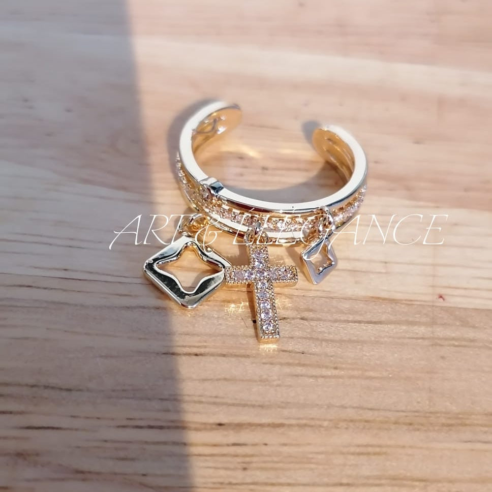 🌟 Lola Un bijou qui capte la lumière