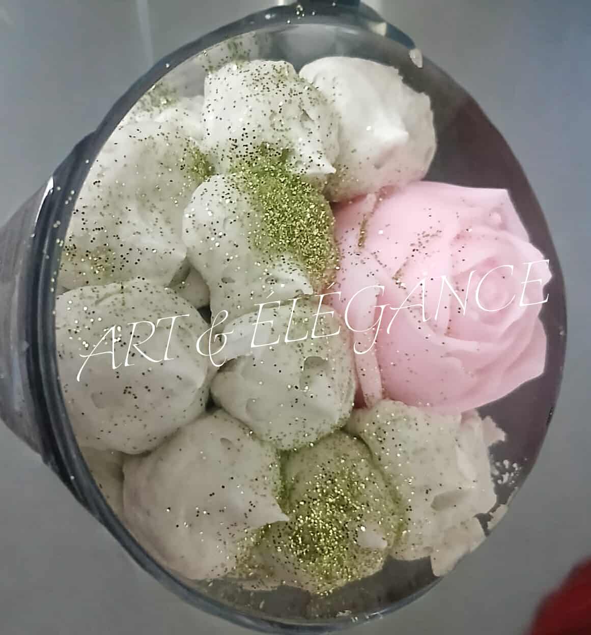 Bougie artisanale fouettée rose