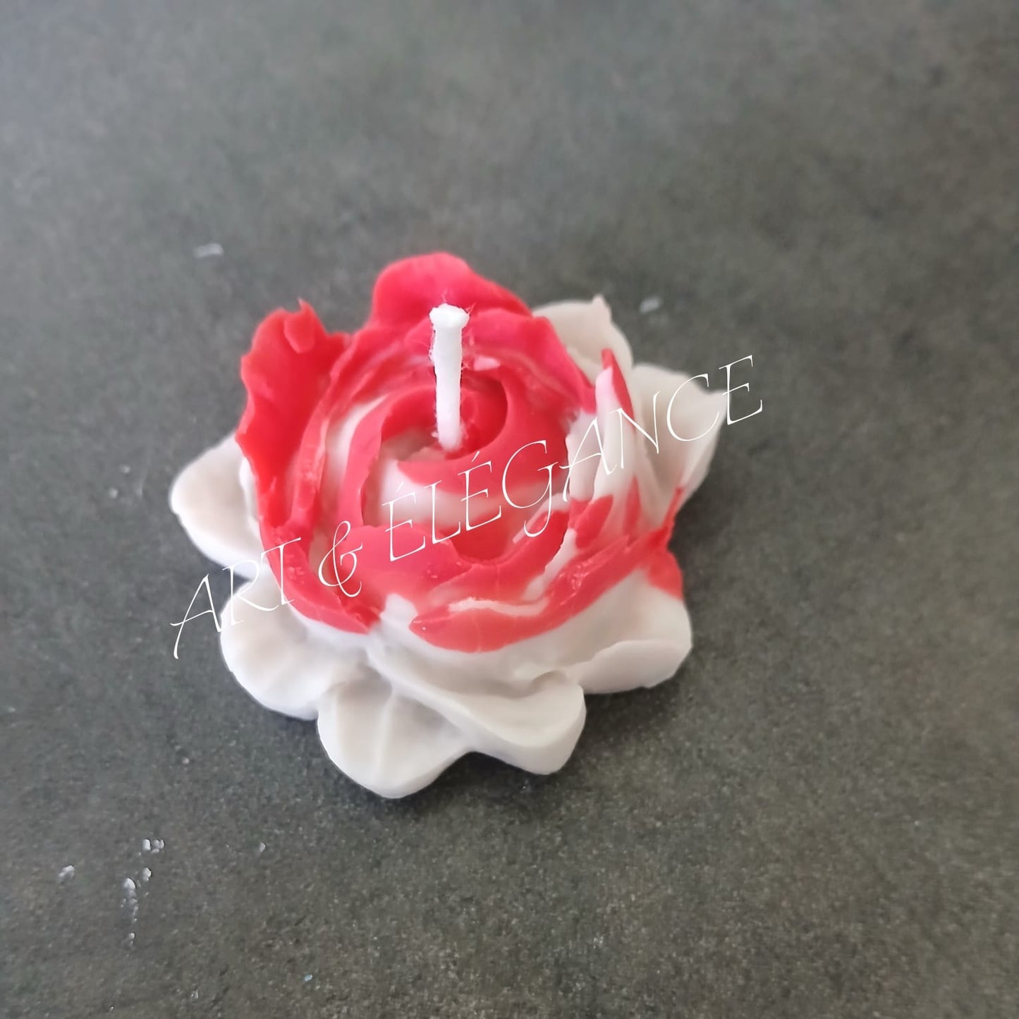 🌹 Bougie décorative artisanale – Rose porte-bonheur 🌹