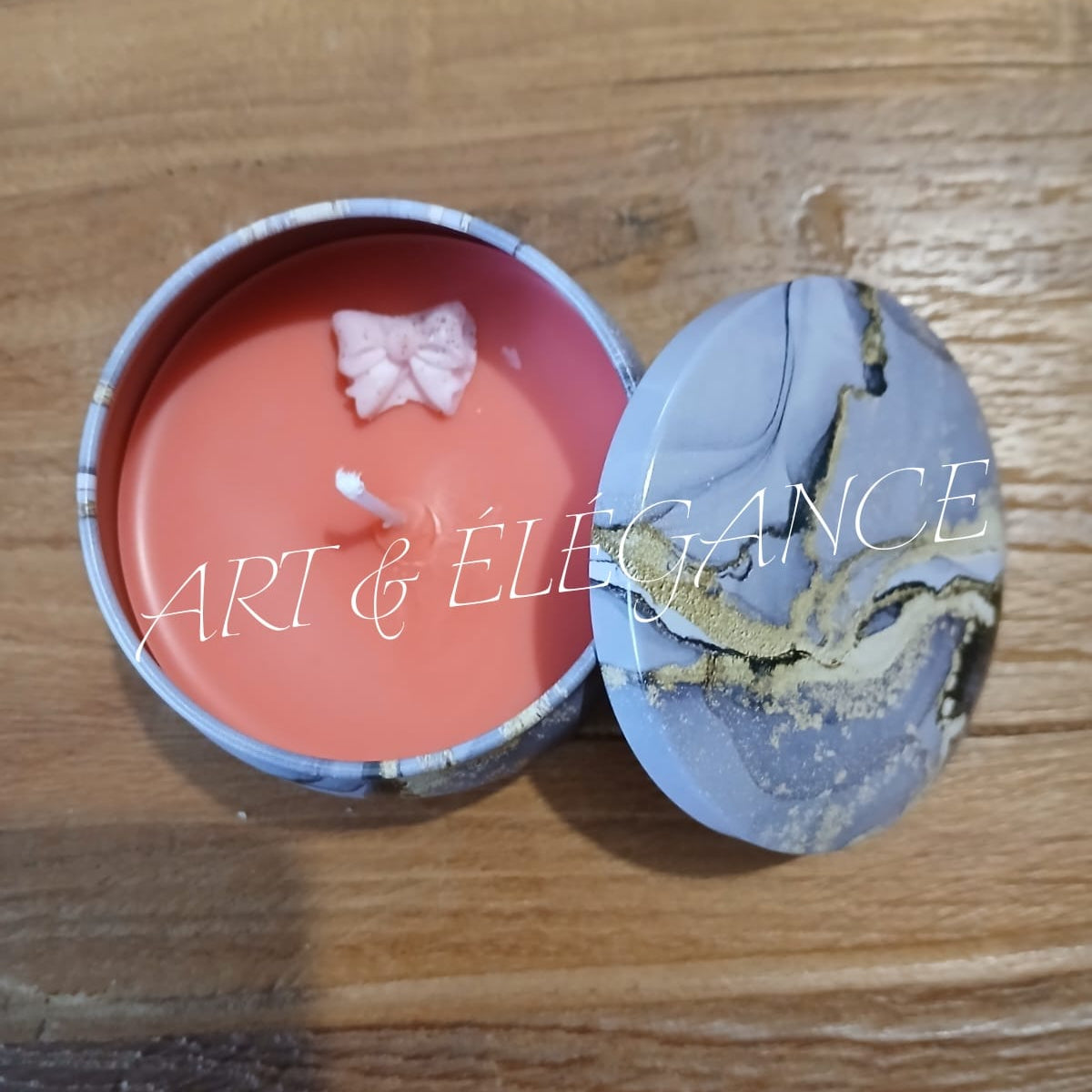 🕯 Bougie Artisanale – Monoï (120 g)