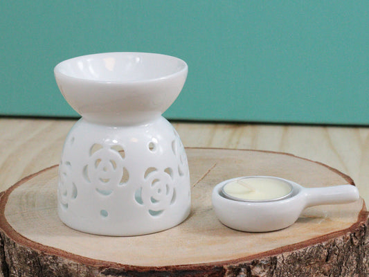 ✨ Brûleur pour fondant – Élégance florale en céramique blanche ✨