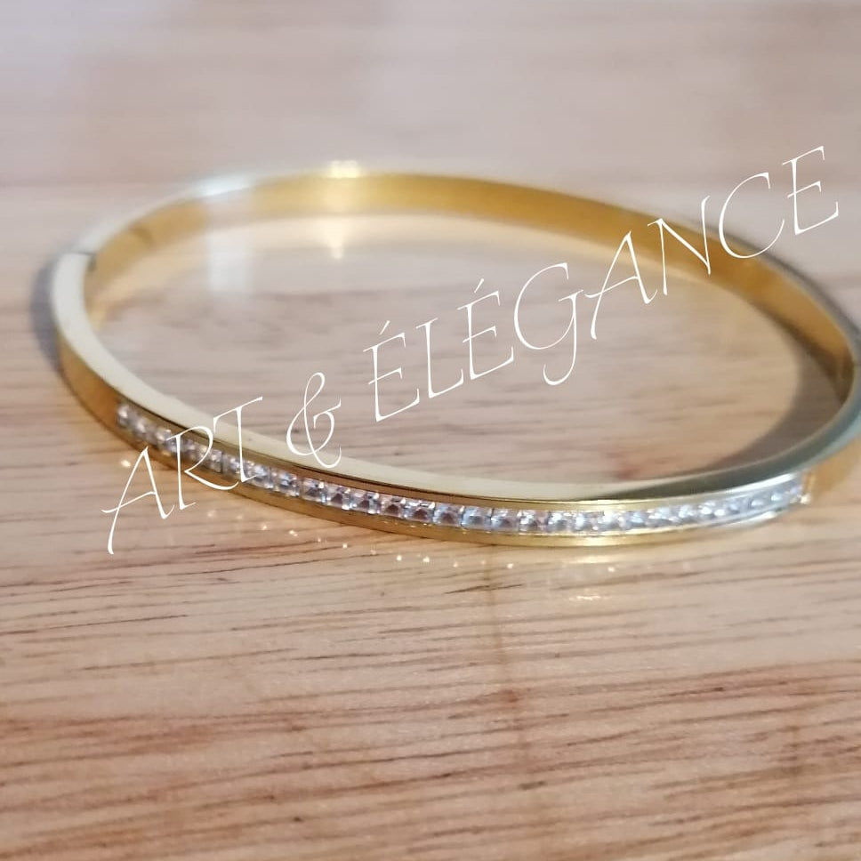 🌙 Laure étincelle d’éclat pur