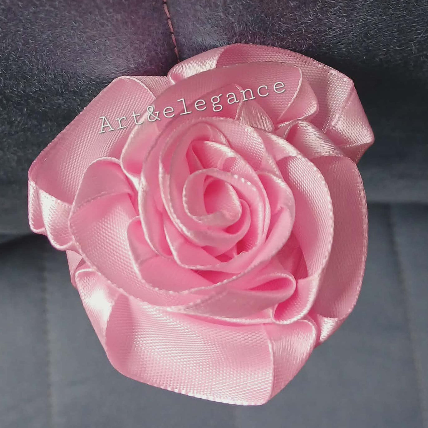 Rose en satin fait main