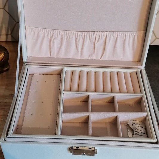 Boîte à bijoux