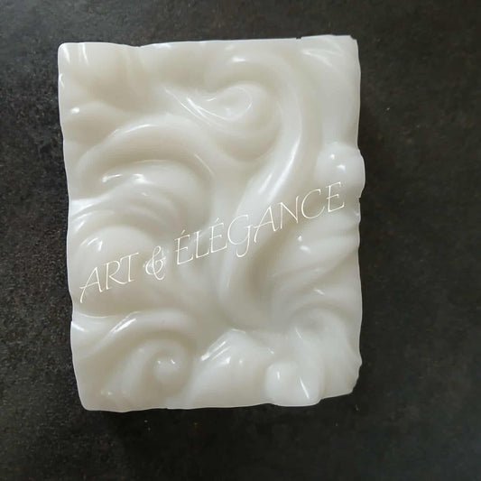 🧼✨ Savon Fait Main – Beurre de Karité Parfumé 50g ✨🧼