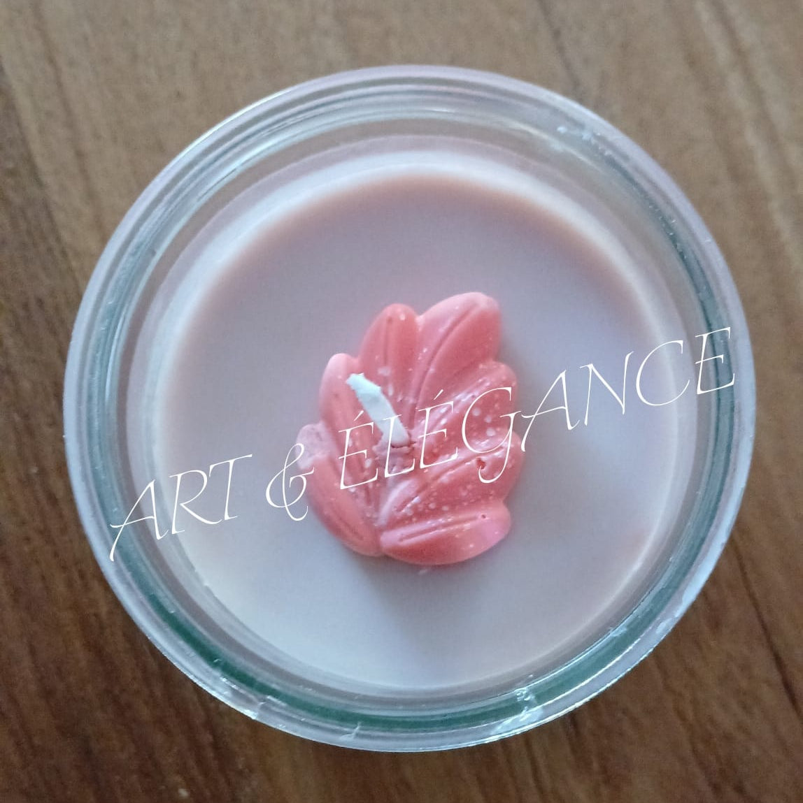 🌸 Bougie artisanale « Harmonie Bois & Lotus » – 150g