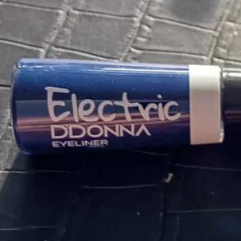 Eye liner waterproof bleu