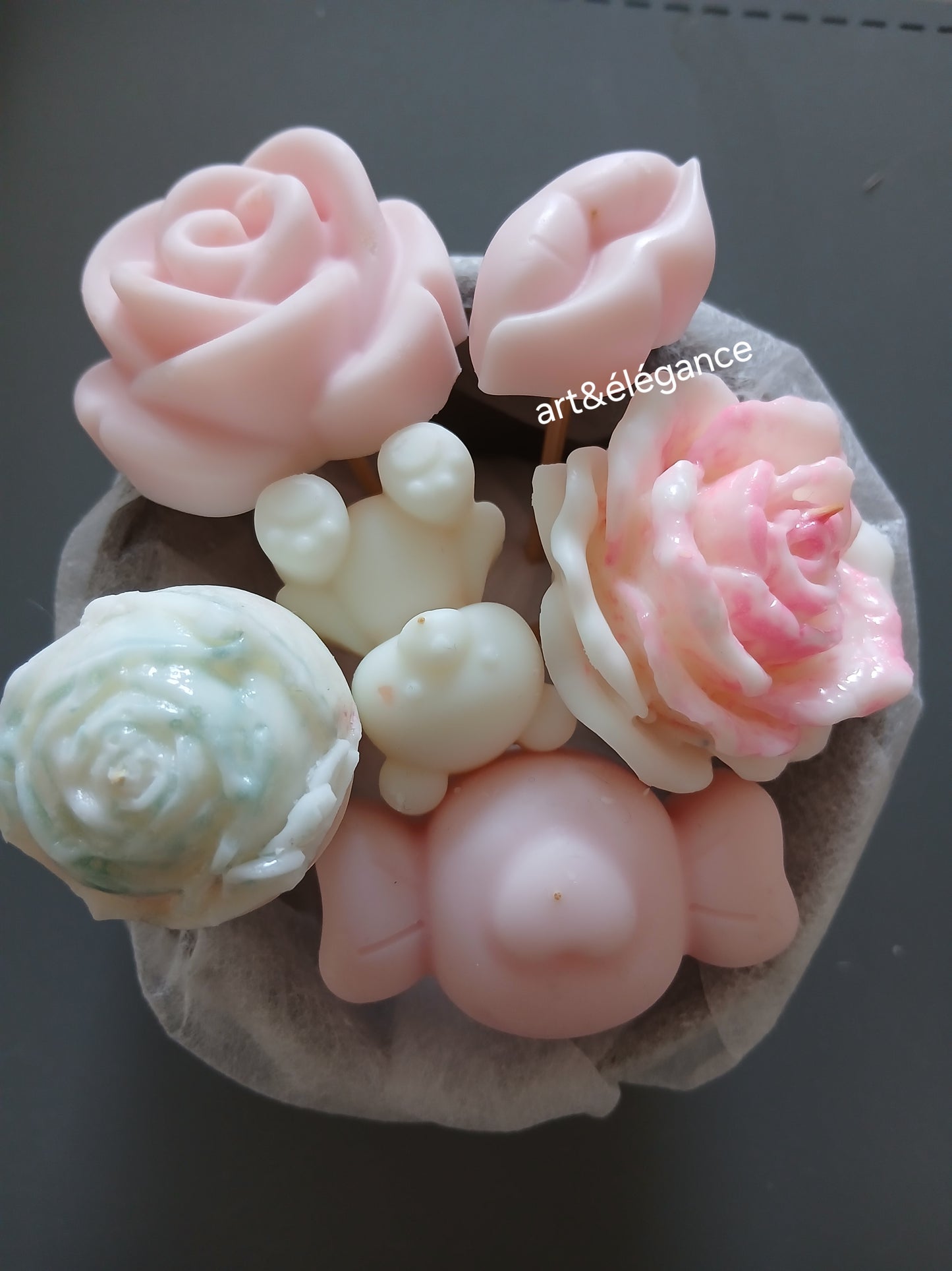 Bouquet de fondants parfumés fait main grenade/poire et citronnelle/géranium
