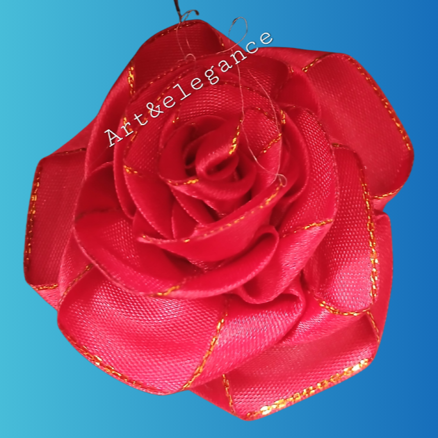 Rose satin fait main