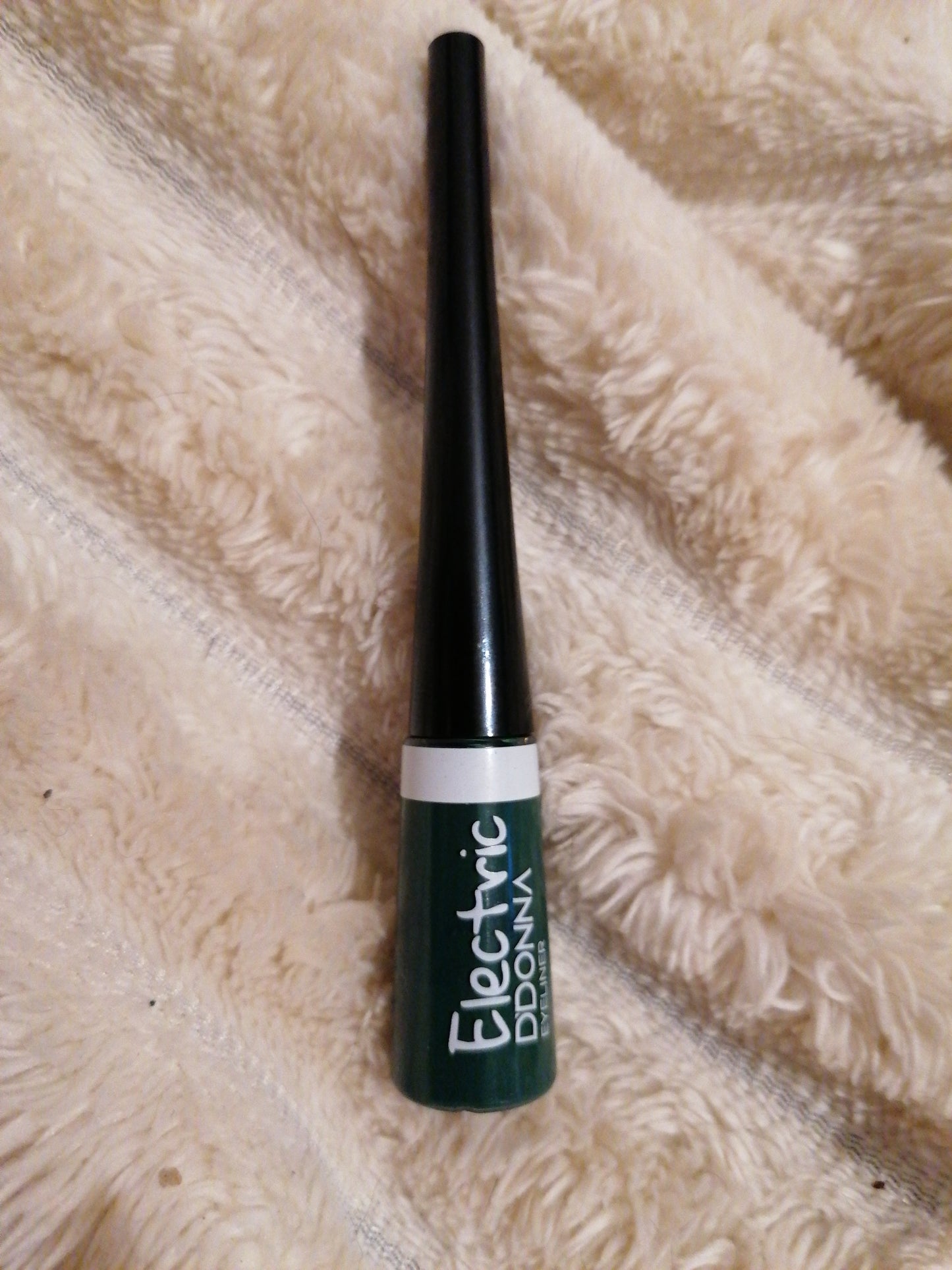 Eye-liner waterproof vert