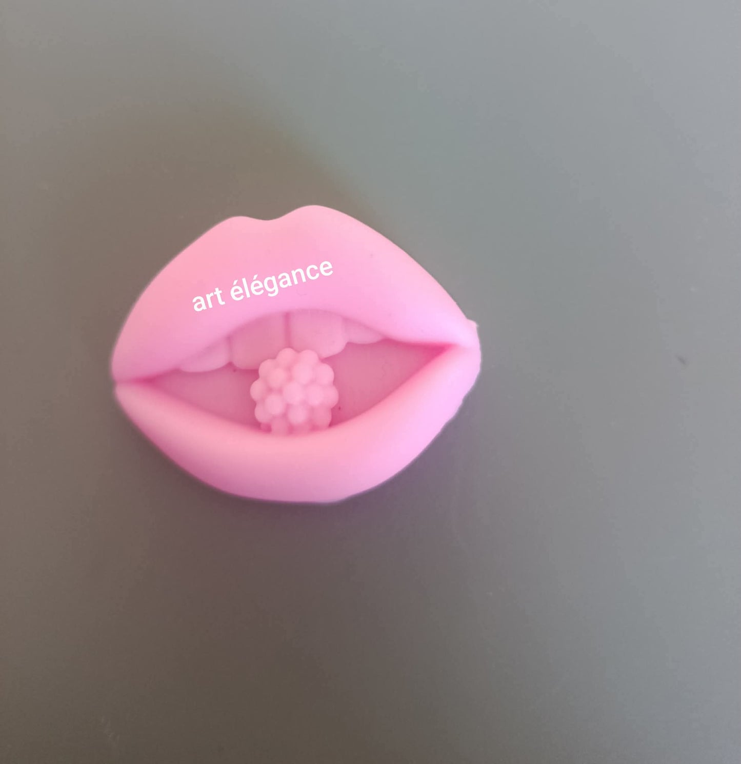 Fondant parfumé fait main senteur coquelicot